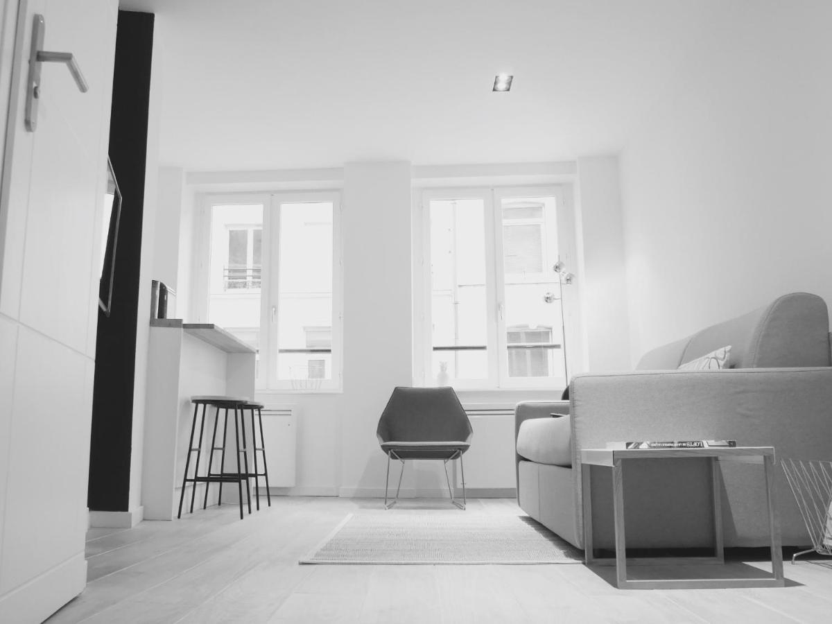 Le Chat Qui Dort Lille Extérieur photo