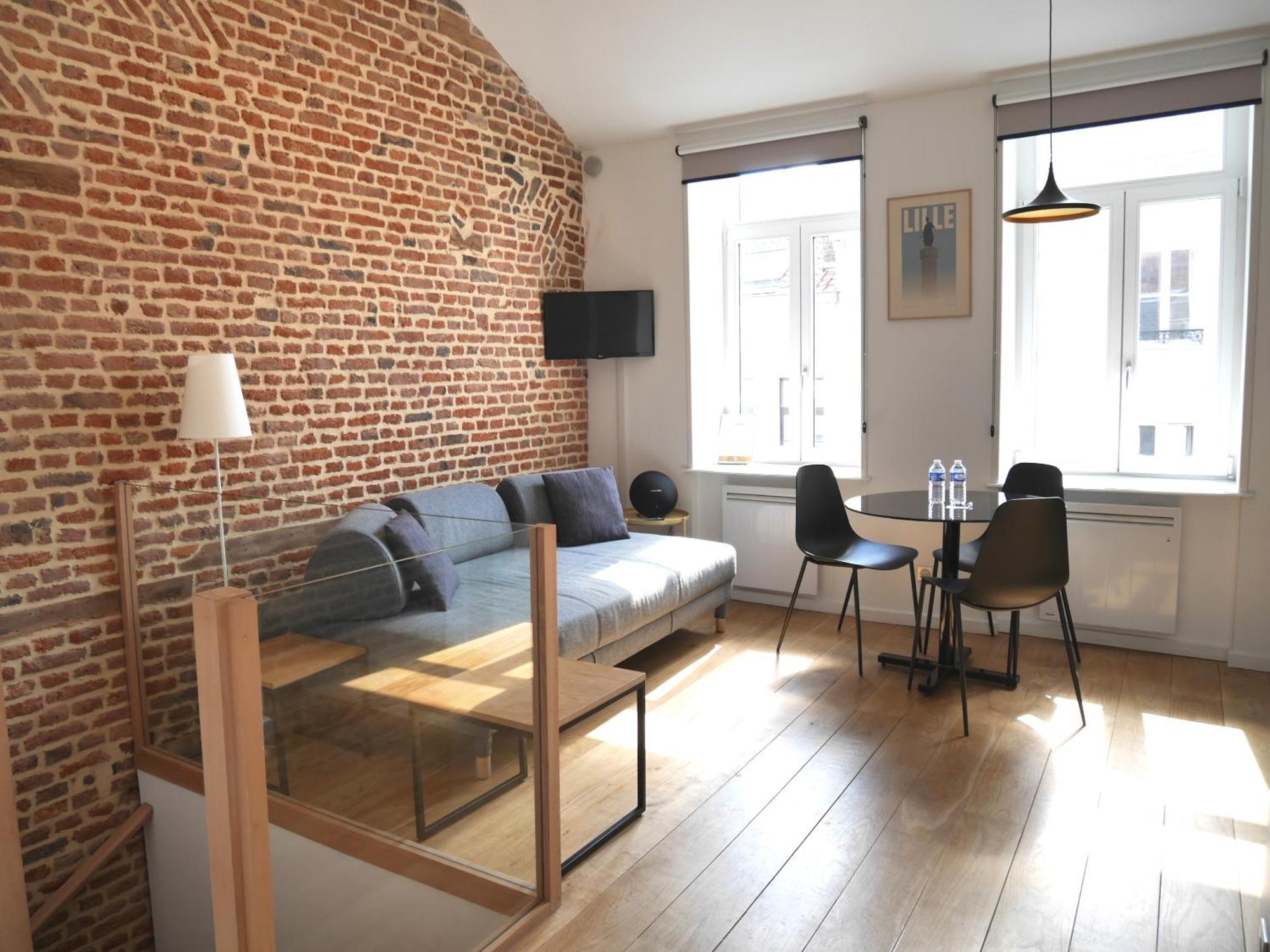 Le Chat Qui Dort Lille Extérieur photo